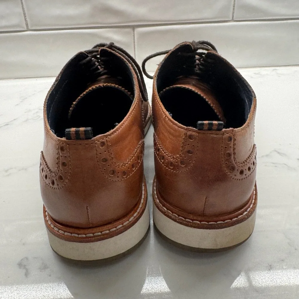 Cole Haan Wingtip Shoes Mens‎ 9.5 Brown Leather Casual Comfort Office